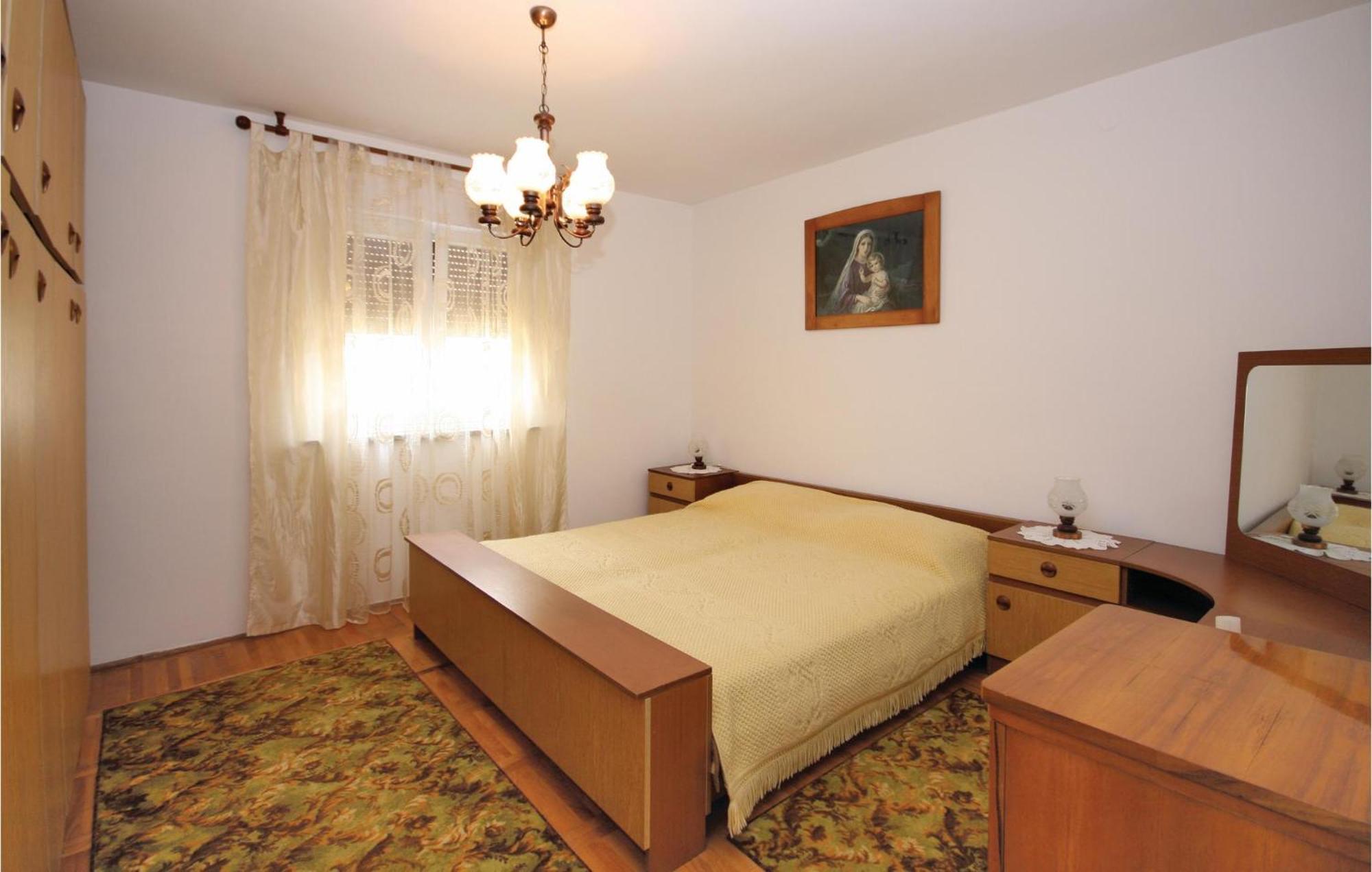 Awesome Apartment In Pula With Wifi Zewnętrze zdjęcie